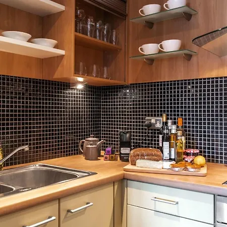 Sweet - Adelaide Square Apartment Dublin