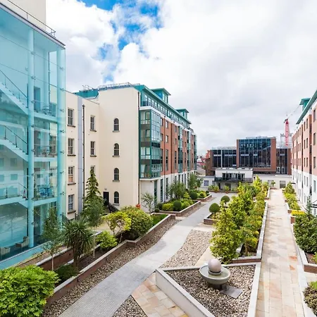 Sweet - Adelaide Square 아파트