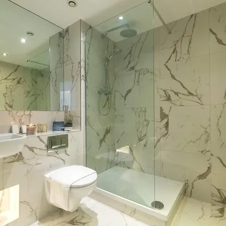Apartment Sweet - Adelaide Square *