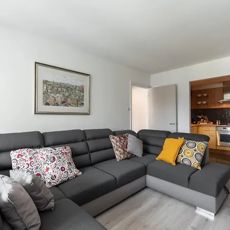 Apartment Sweet - Adelaide Square Dublin