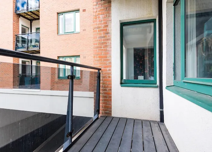 Sweet - Adelaide Square *