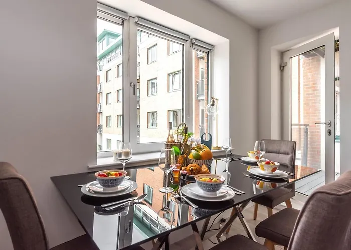 Sweet - Adelaide Square דבלין