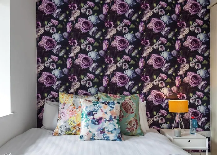 Sweet - Adelaide Square